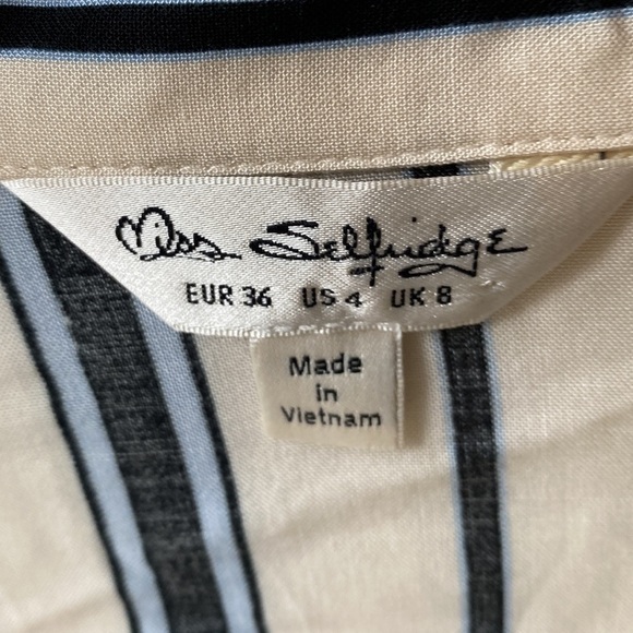 Miss Selfridge striped button down long-sleeve tie front crop top, Size 4 - Picture 3 of 6